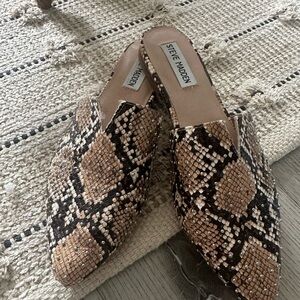 Steve Madden Tan Snake Print Women's Mules